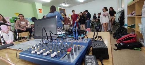 2024-05-radio-06
